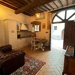 Dimora Borgo Dei Lanari *